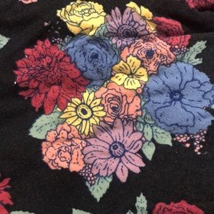 LuLaRoe TC floral leggings